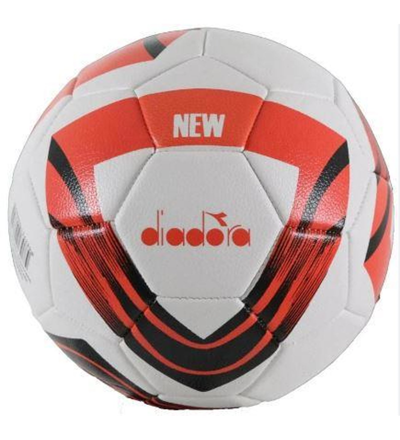 DİADORA NEW FUTBOL TOPU BEYAZ -SİYAH-KIRMIZI NO 5